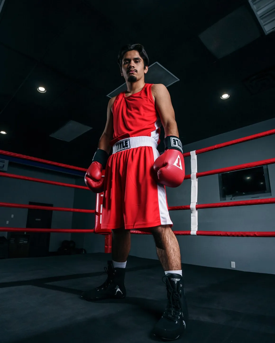 TITLE Boxing Aerovent Elite Amateur Boxing Set 2.0