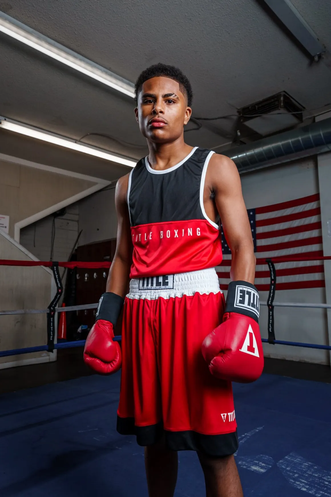 TITLE Boxing Border Reversible Amateur Competition Set