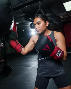 TITLE Boxing Conquest Training Boxing Gloves