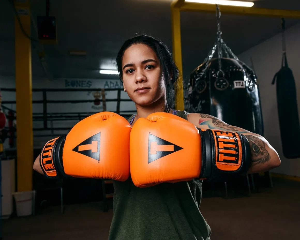 TITLE Boxing Dauntless Training Boxing Gloves