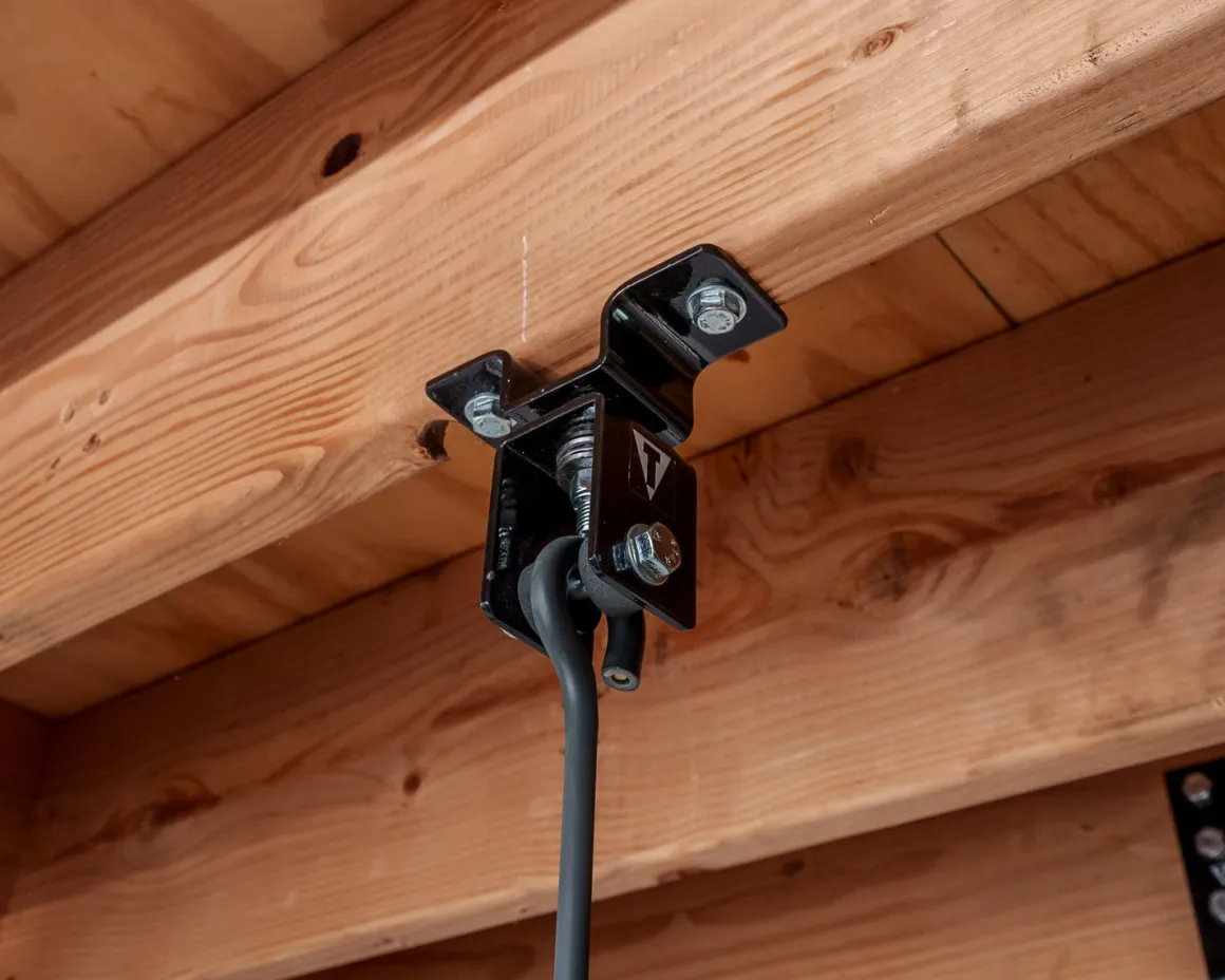 TITLE Boxing Forged Steel Swivel Beam Hanger