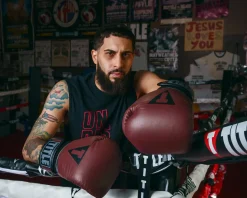 TITLE Boxing Gallant Bag Boxing Gloves