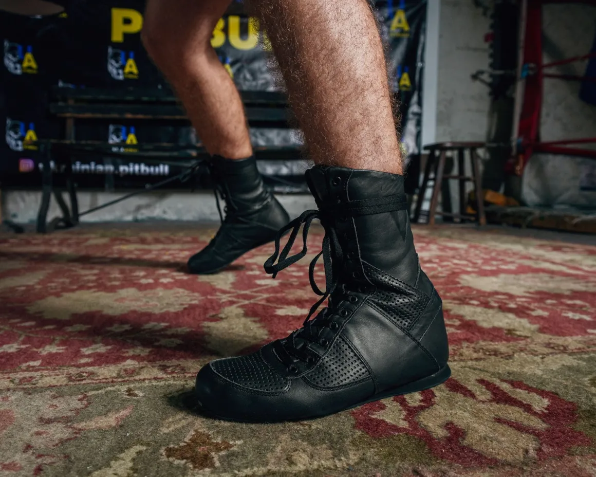 TITLE Boxing High-Top Leather Boxing Shoes