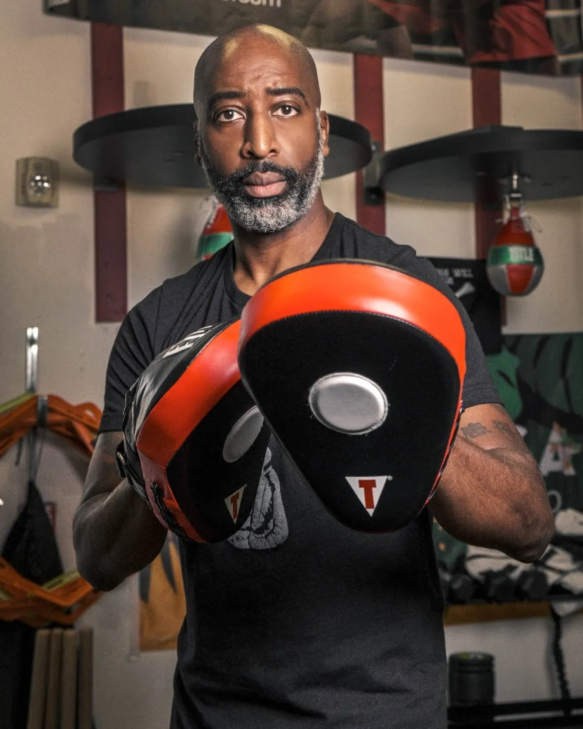 TITLE Boxing Incredi-Ball Leather Punch Mitts 2.0