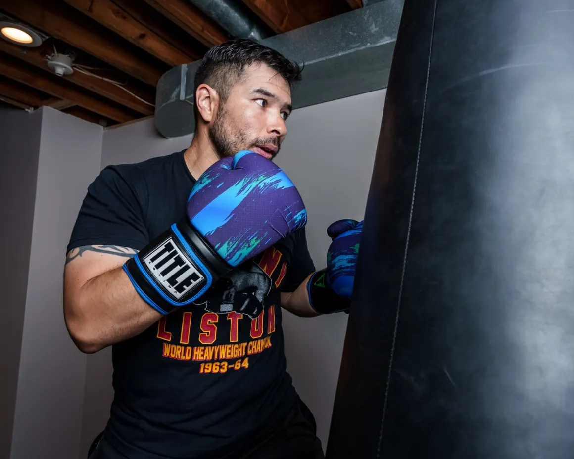 TITLE Boxing Infused Foam Electric Bag Boxing Gloves