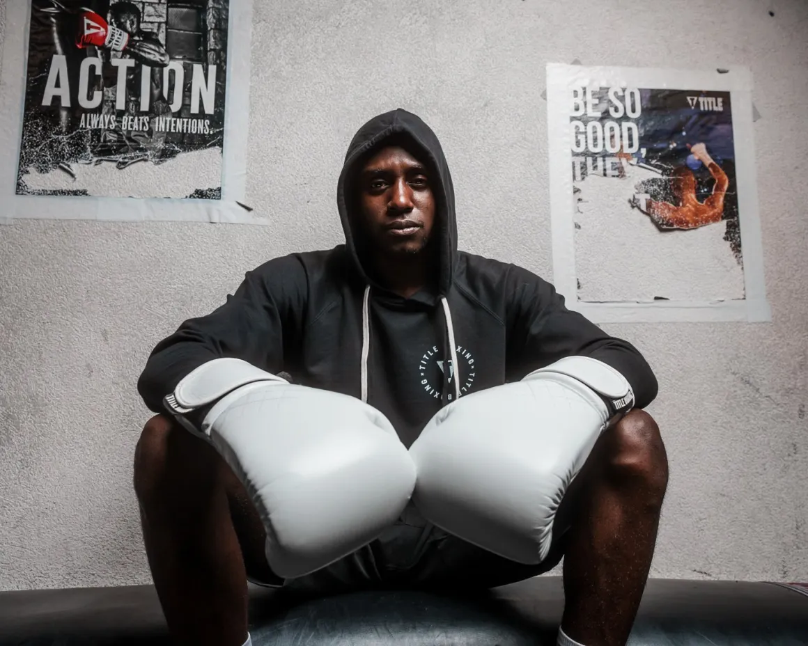 TITLE Boxing KO-Vert Training Boxing Gloves