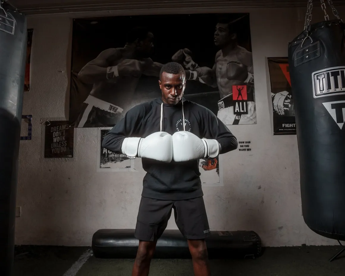 TITLE Boxing KO-Vert Training Boxing Gloves