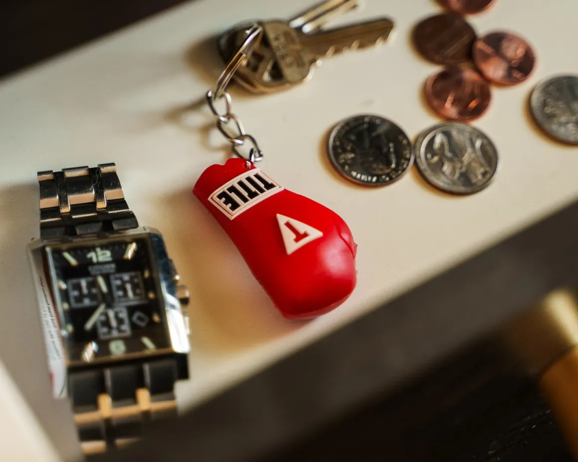 TITLE Boxing Molded Glove Keychain