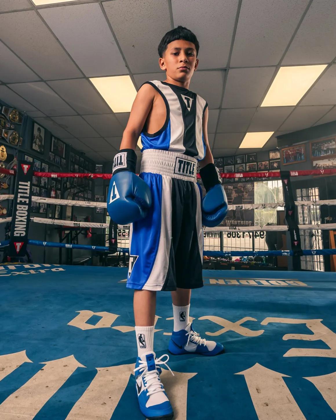 TITLE Boxing Momentum Amateur Boxing Set