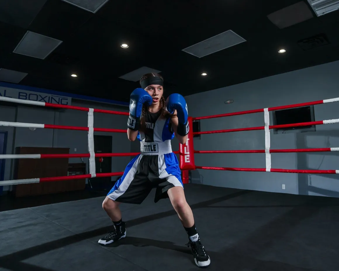 TITLE Boxing Momentum Amateur Boxing Set