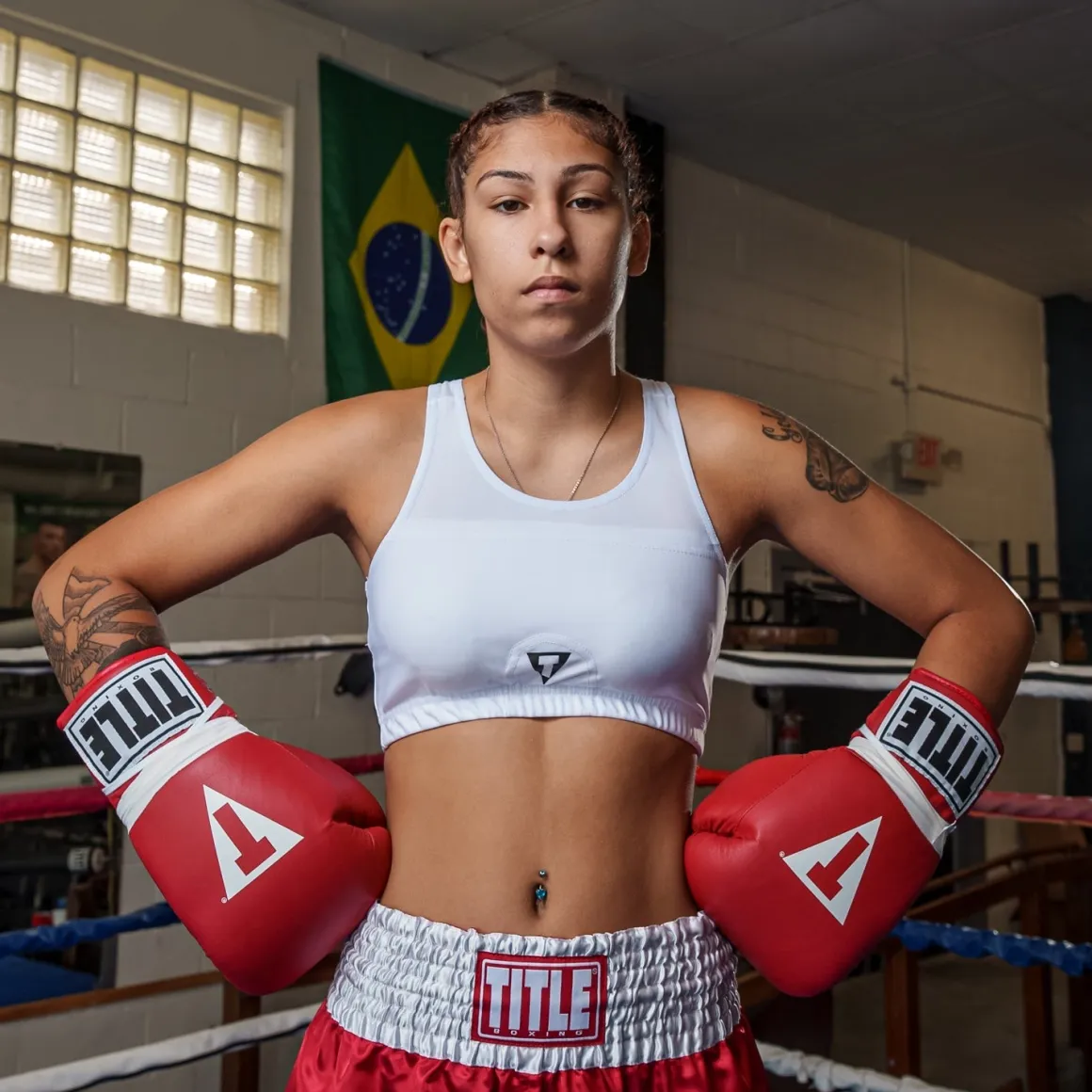 TITLE BOXING PRO COMPRESSION ASCENT SPORTS BRA