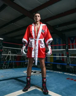 TITLE Boxing Pro Fingertip Robe 2.0
