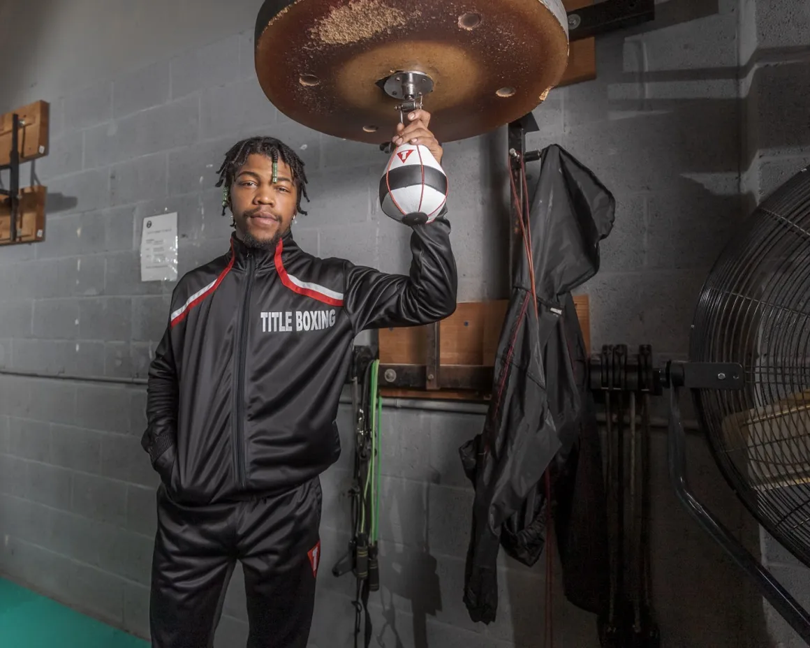 TITLE Boxing Pro Speed Bag Platform Bundle