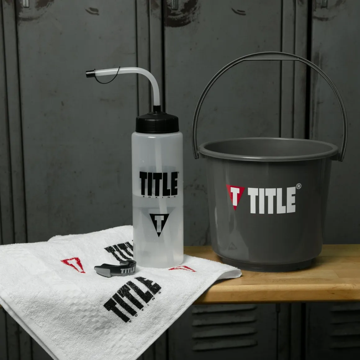 TITLE Boxing 5 Quart Corner Spit Bucket