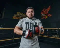 TITLE Boxing Valiant Micro Mitts