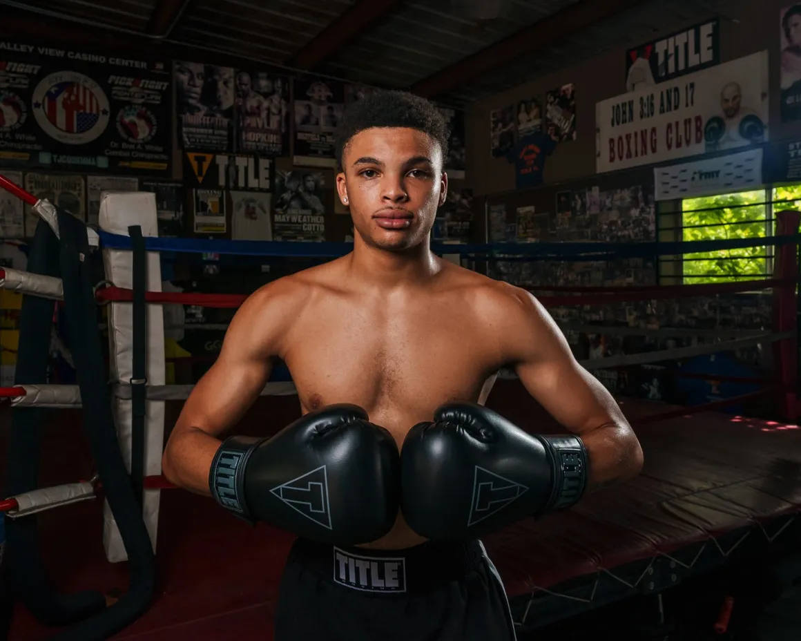 TITLE Boxing Vegan Fitness Bag Gloves