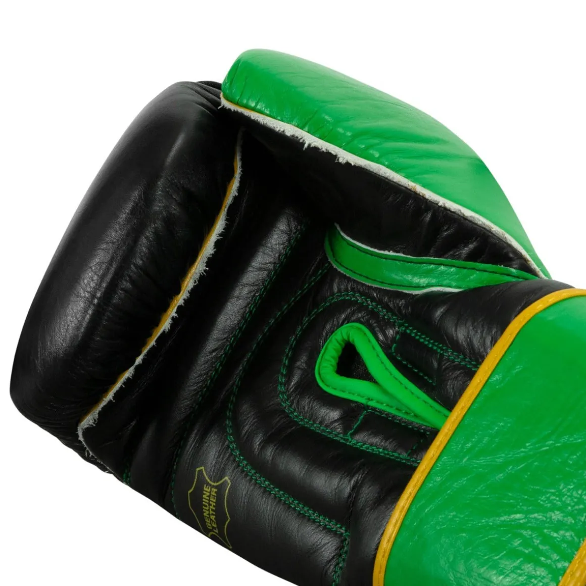 TITLE Boxing WBC Training Gloves