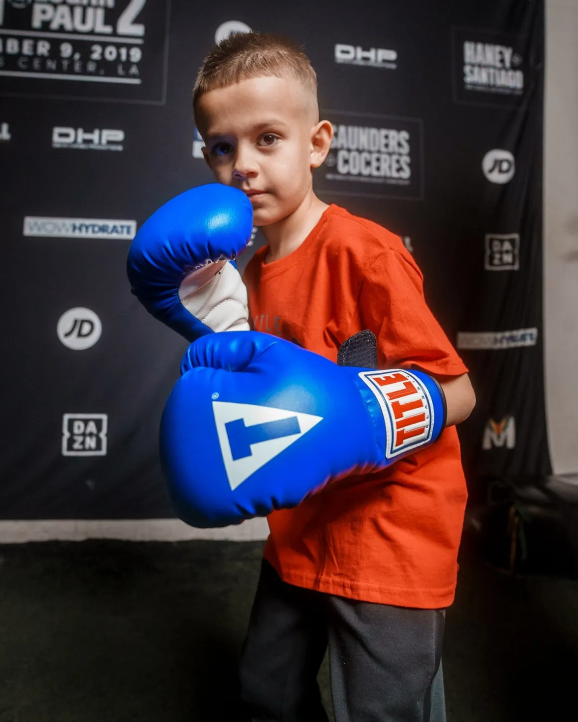 TITLE Classic Kid & Youth Boxing Gloves 2.0