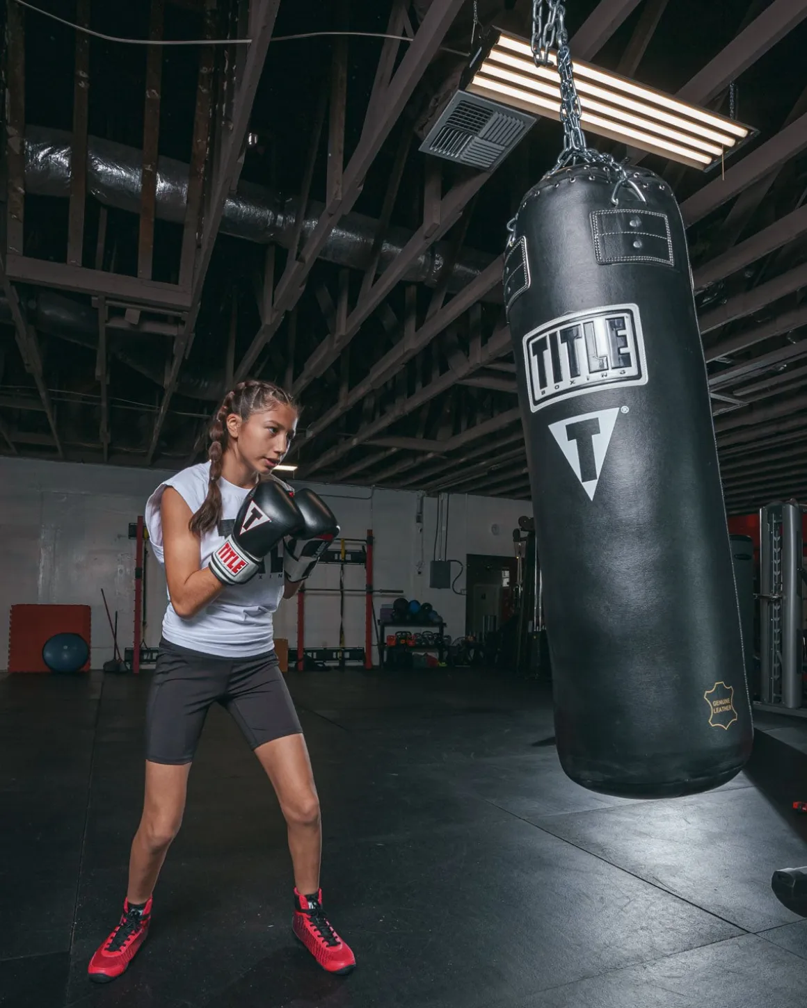 TITLE Classic Leather Super Bag Boxing Gloves 2.0