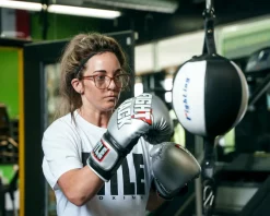 TITLE Fight Back Boxing Gloves