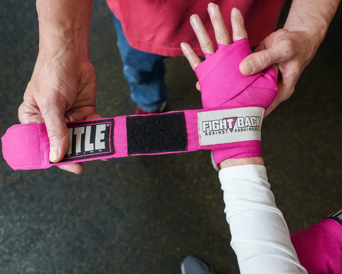 TITLE Fight Back Semi-Elastic Hand Wrap