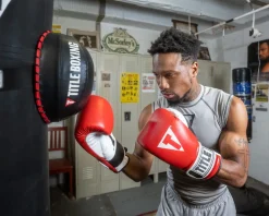 TITLE Heavy Bag Strike Foe