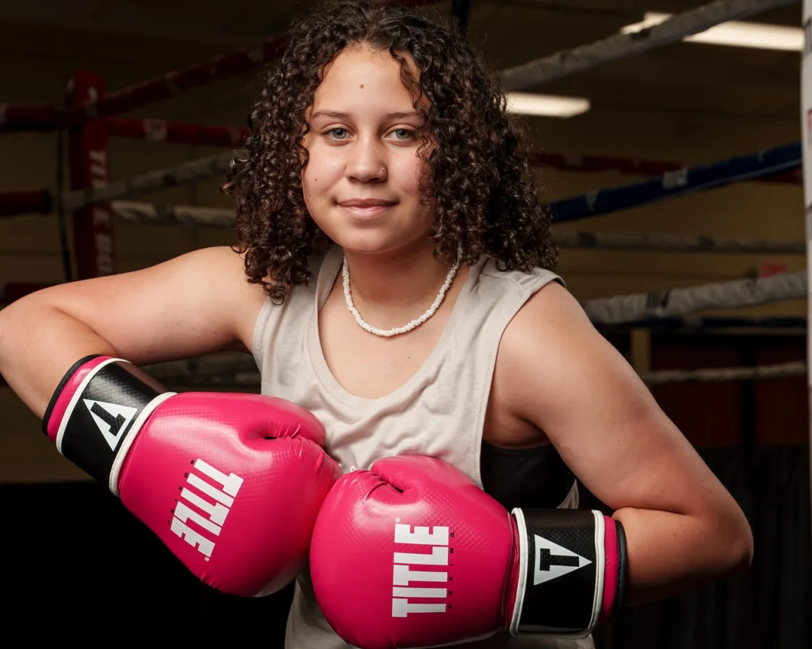 TITLE Instinct Fitness Boxing Gloves