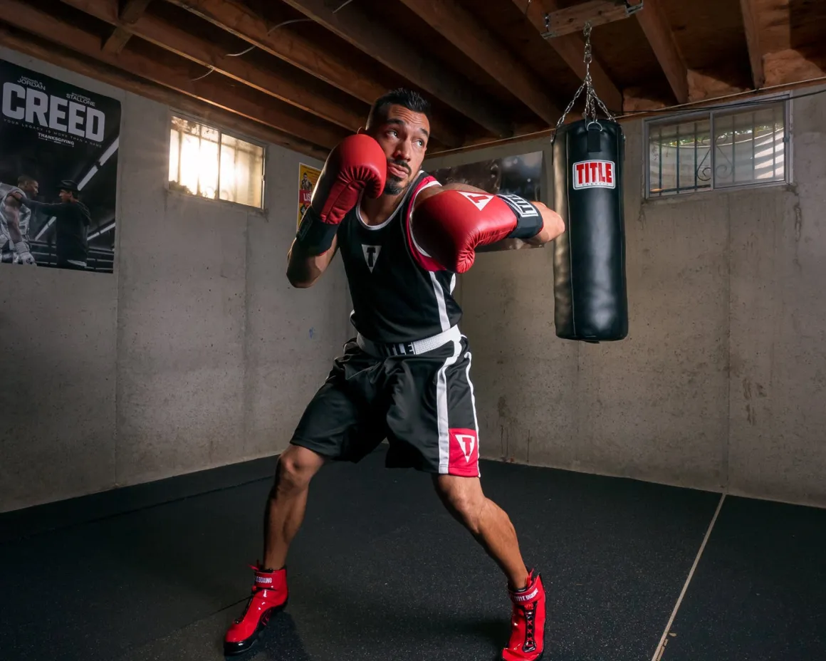 TITLE Masters USA Boxing Competition Gloves - Elastic